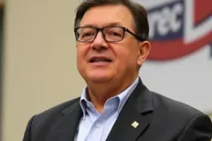 governador entrega Fatec em Suzano